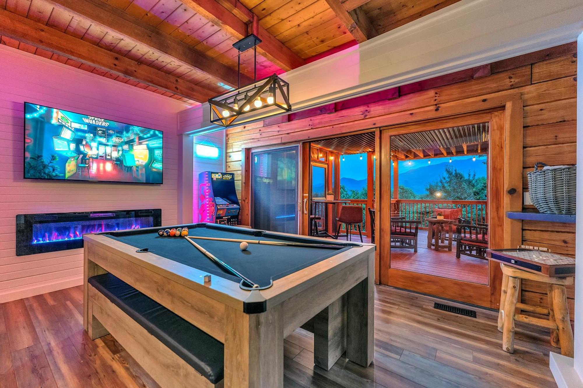 Family Chalet With Sauna, Hottub, Heavenly Views! Mins To Downtown! Гатлинбург Экстерьер фото