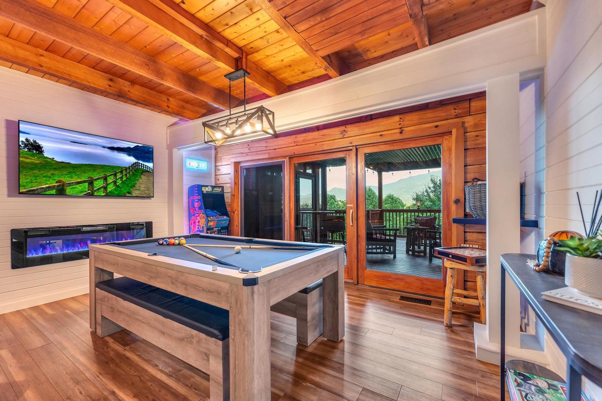 Family Chalet With Sauna, Hottub, Heavenly Views! Mins To Downtown! Гатлинбург Экстерьер фото